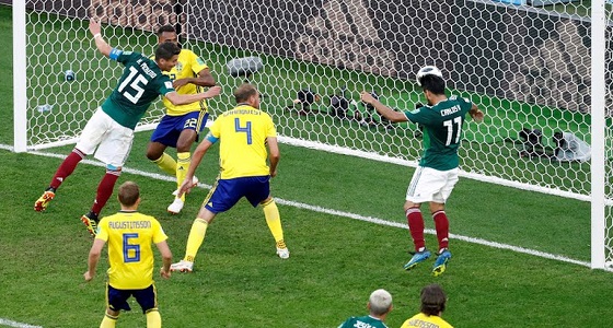 بالصور.. السويد تتأهل لدور الـ 16 بالثلاثة بجانب المكسيك