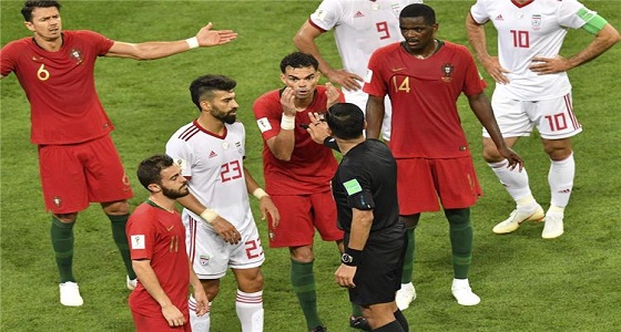 بعد مباراة البرتغال وإيران.. تقنية الفيديو تدخل دائرة الجدل