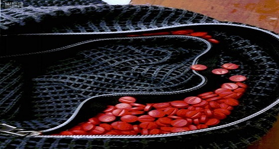 مطار جدة يحبط 4 محاولات لتهريب أكثر من 100 ألف حبة كبتاجون 