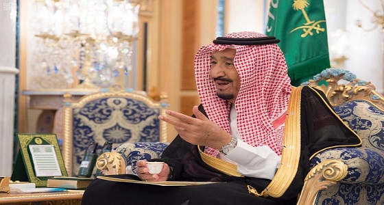 منح وسام الملك عبدالعزيز للطالبين اللذين غرقا بأمريكا.. ومليون ريال لورثتهما