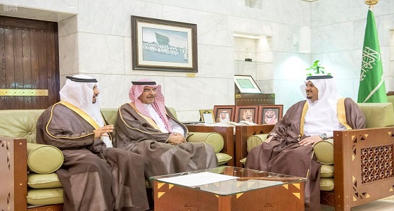 أمير الرياض بالنيابة يستقبل محافظ الغاط