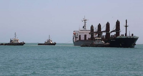 هجوم إرهابي حوثي على ناقلة نفط سعودية بالبحر الأحمر