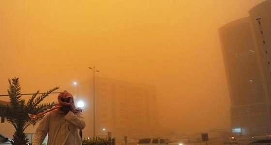 تحذير للأهالي من موجة غبار تجتاح الرياض الجمعة