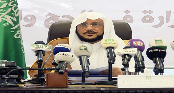 وزير الشؤون الإسلامية ينفي ما يشاع حول البرامج الدعوية