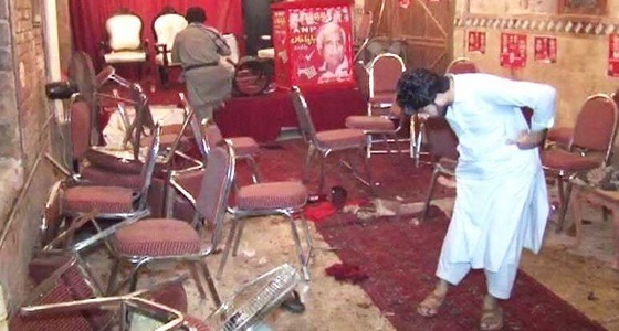 مقتل وإصابة 41 باكستانيًا في هجوم انتحاري استهدف تجمعا انتخابيا