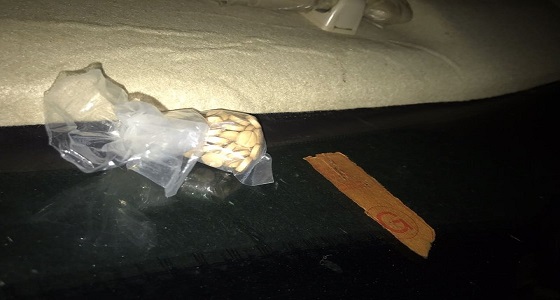 التحقيق مع مواطن عثر بحوزته على 120 حبة مخدرة