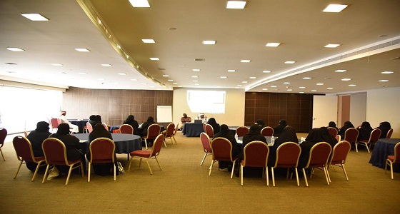 سعوديات يتدربن على إصلاح الأعطال الكهربائية وتمديدات المياه بمخيمات الحجاج