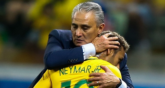 مدرب البرازيل يشعر بالمرارة بعد توديع المونديال.. ومارتينيز أسعد رجل