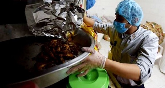 ” الغذاء والدواء ” تتلف 33 طنا من الأغذية الفاسدة