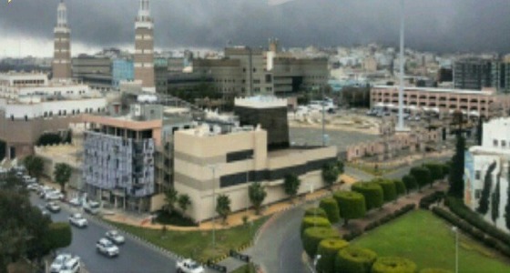 أمطار غزيرة مع زخات برد كثيف على بعض مناطق المملكة