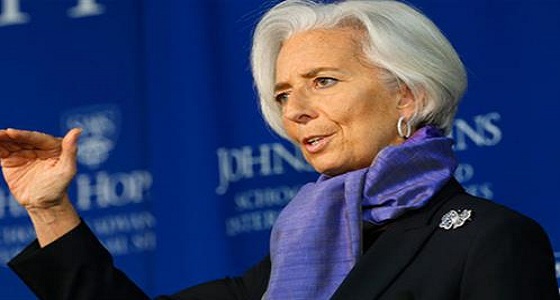 طائرة تقل مديرة صندوق النقد الدولي تهبط اضطراريا بالأرجنتين