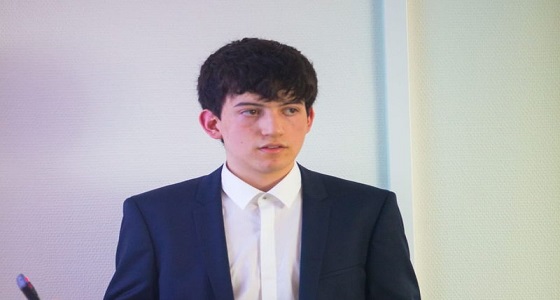 أصغر دكتور في العالم: أحب المملكة وأعد بحث علمي تقني يخص الحرمين الشريفين