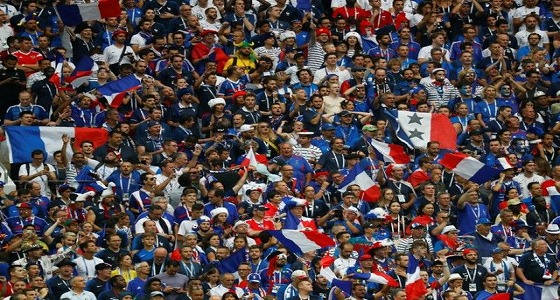 بالفيديو والصور.. فرحة الجماهير الفرنسية بعد الفوز بكأس العالم