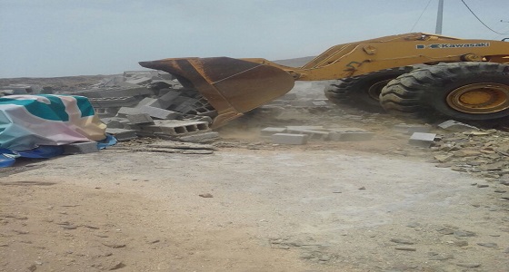 امانة عسير تزيل 300 الف م2 من التعديات بأبها