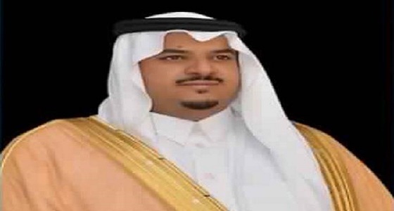 أمير الرياض بالنيابة ينقل تعازي القيادة لأسرتي شهيدي الواجب الحربي والعنزي