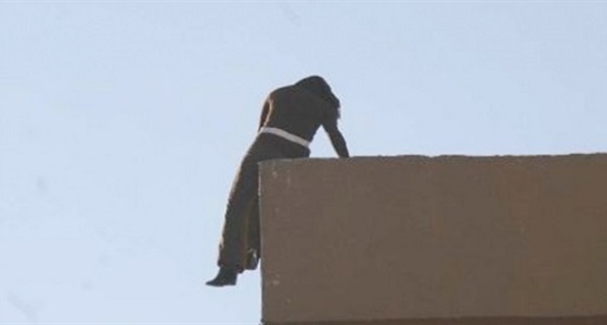 فتاة تلقي بنفسها من الطابق الرابع وتترك رسالة: ” عايزة أتجوز اللي بحبه “