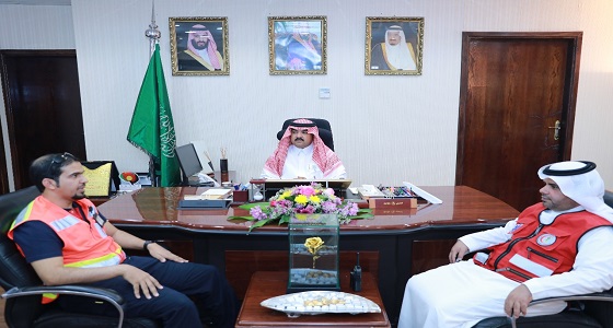 هيئة الهلال الأحمر تدشن برنامج ” معكم ” في المراكز التابعة لمحافظة المجمعة