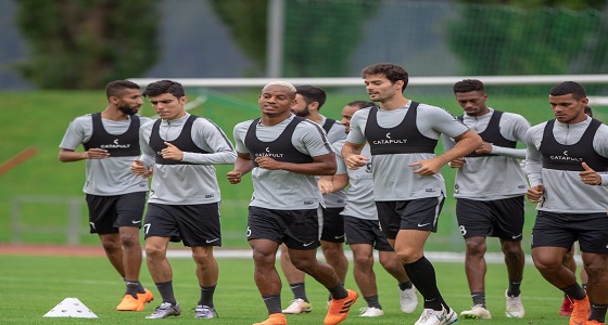بالصور.. الهلال يواصل تدريباته بعد ثلاثية رادوملي السلوفيني