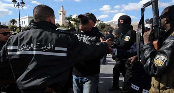 مقتل 8 عسكريين باستهداف مركز للحرس الوطني بتونس