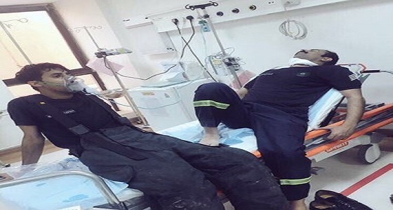 صورة لرجال الدفاع المدني بعد سيطرتهم على حريق مستشفى رفحاء المركزي
