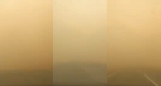 بالفيديو.. موجة غبار تجتاح طريق ” الرياض – الشرقية “