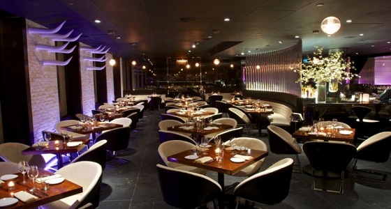 فتاة تفتتح مطعم ” للنساء فقط ” منعًا للتحرش