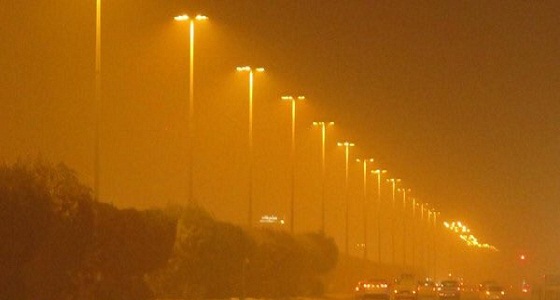 أمن الطرق يحذر المواطنين من موجة غبار كثيف