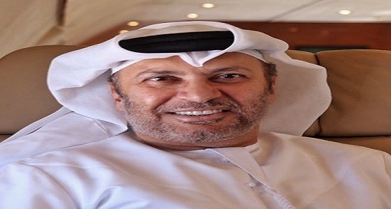 ” قرقاش ” يعلق على محاولة منع قطر لمواطنيها من أداء الحج