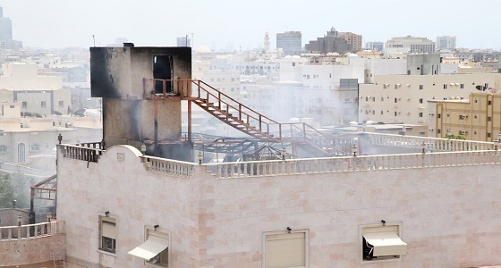 ” مدني جدة ” يخمد حريقا في أحد مكائن المصاعد بعمارة في حي مشرفة