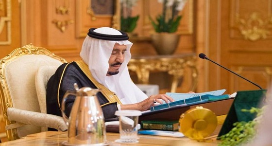 خادم الحرمين يوجه القطاعات الحكومية والأهلية بالتيسير على الحجاج