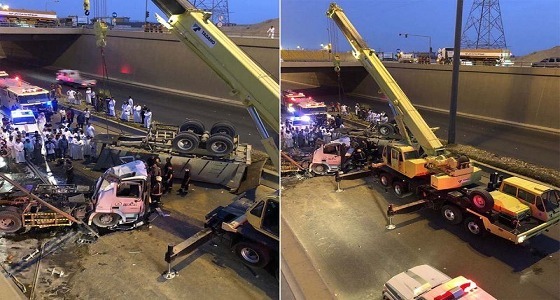 بالفيديو.. مصرع شخص واحتجاز أخر في انقلاب شاحنة بالرياض