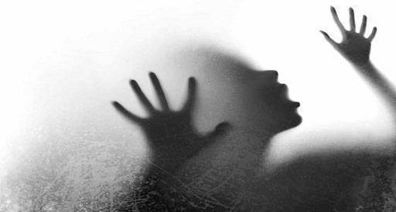 محاكمة 18 رجل لاغتصابهم طفلة على مدار 7 أشهر