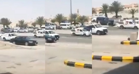 بالفيديو.. حادث مروع بين 7 سيارات يوقف الحركة على الدائري الجنوبي بالرياض