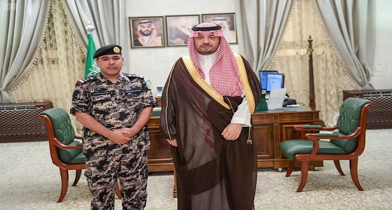 أمير الشمالية يقلد قائد قوة أمن المنشآت بالمنطقة رتبته الجديدة