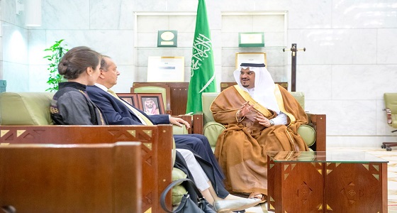 أمير الرياض بالنيابة يستقبل سفير المملكة المتحدة لدى المملكة