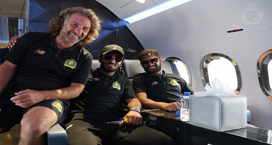 بالصور.. وصول بعثة النصر إلى هولندا لموجهة ” بني ياس “