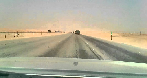 ” أمن الطرق ” يحذر من غبار كثيف على طريقين