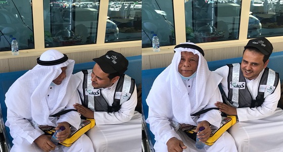 بالصور.. حاج إندونيسي يرتدي الزي السعودي بصلاة الجمعة