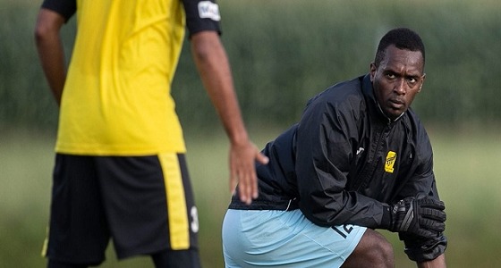 رغم الخلاف مع دياز.. إدارة الاتحاد تعتزم تجديد عقد ” القرني “