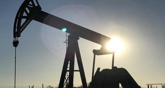 أسعار النفط تحافظ على مستوياتها