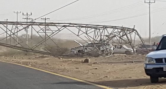 سقوط برج كهرباء بسبب ارتطام سيارة في سبت الجارة