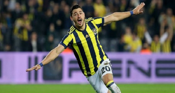 ساعات تفصل انضمام جوليانو للنصر