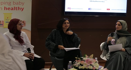 ” جونسون للأطفال ” تستضيف جلسة توعية للأمهات حول مناديل الأطفال