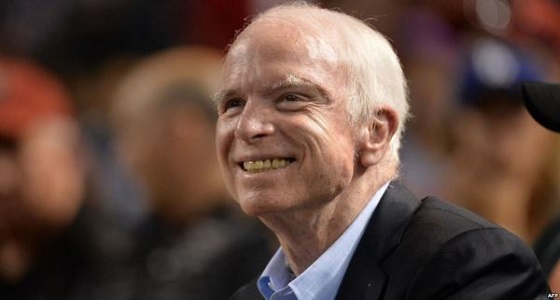 بعد ساعات من إعلان توقفه عن العلاج.. وفاة السيناتور الأمريكي جون ماكين