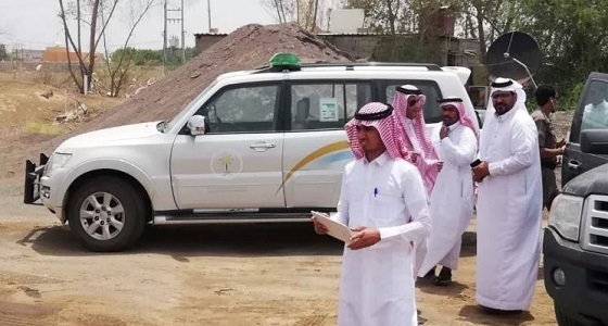 إغلاق موقعين مخالفين لتجميع الزيوت المستعملة بوادي جازان