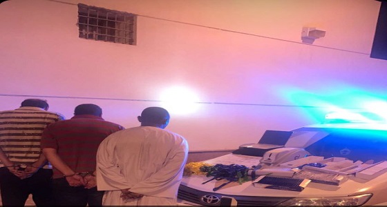 الإطاحة بـ 3 أشخاص لديهم معمل لتزوير تصاريح الحج