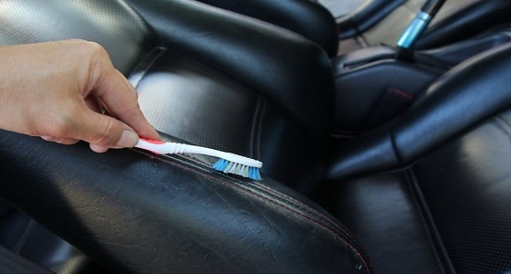 6 خطوات تنظّف بها المقاعد الجلدية في سيارتك بشكل صحيح
