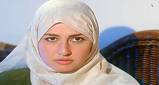 بالصور.. أول تعليق من حلا شيحة بعد خلعها الحجاب