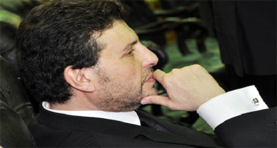 بالفيديو.. هاني شاكر يبكي متأثرا بمرض ” إليسا “