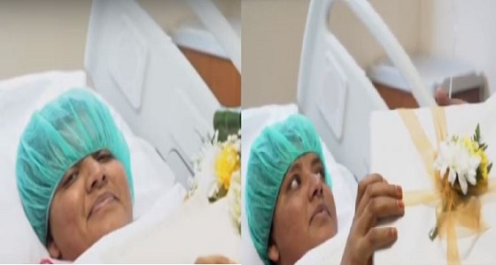 بالفيديو.. فرحة حاجة هندية أثناء استلامها أول شهادة ميلاد لمولودها الذي وضعته بمكة